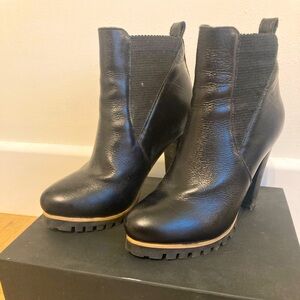 STEVE MADDEN ANKLE BOOTS